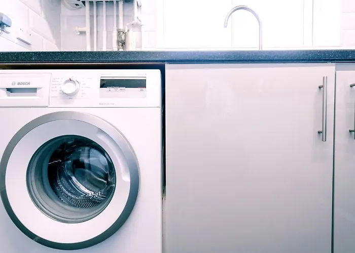 Modern 2-bed House In Stoke Gifford, Nr Parkway Statn, Free Parking Apartmán Bristol