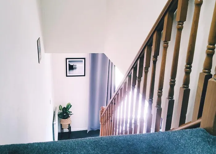 Modern 2-bed House In Stoke Gifford, Nr Parkway Statn, Free Parking Apartmán