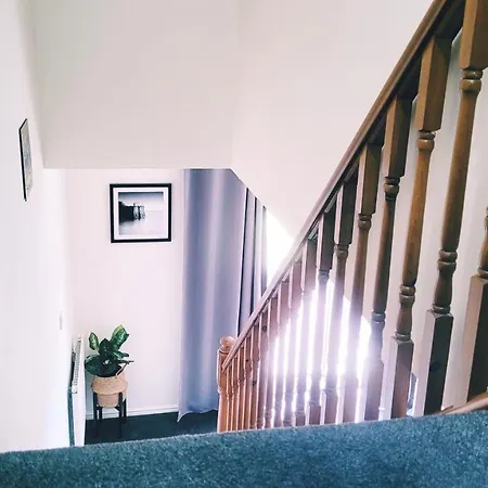Modern 2-bed House In Stoke Gifford, Nr Parkway Statn, Free Parking Apartmán