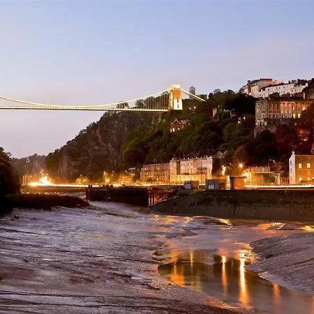 Διαμέρισμα Modern 2-bed House In Stoke Gifford, Nr Parkway Statn, Free Parking *