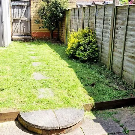 Apartment Modern 2-bed House In Stoke Gifford, Nr Parkway Statn, Free Parking Bristol