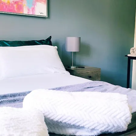 Modern 2-bed House In Stoke Gifford, Nr Parkway Statn, Free Parking Διαμέρισμα