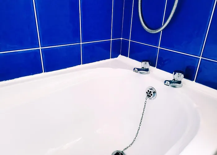 Modern 2-bed House In Stoke Gifford, Nr Parkway Statn, Free Parking Appartement *